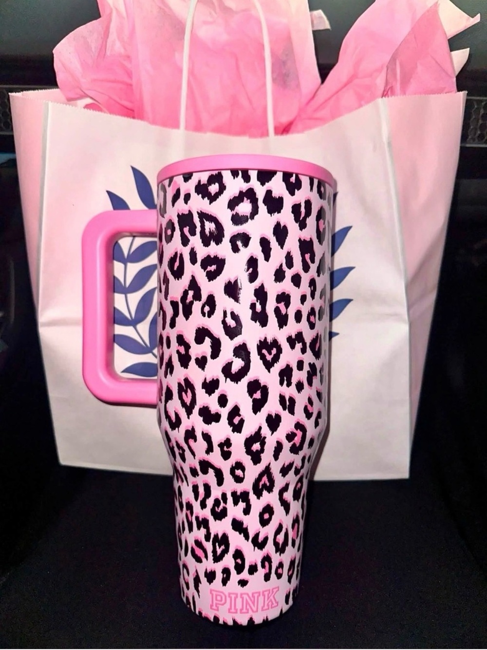 PINK × HydroJug
40oz Traveler Water Bottle Brand New In Box